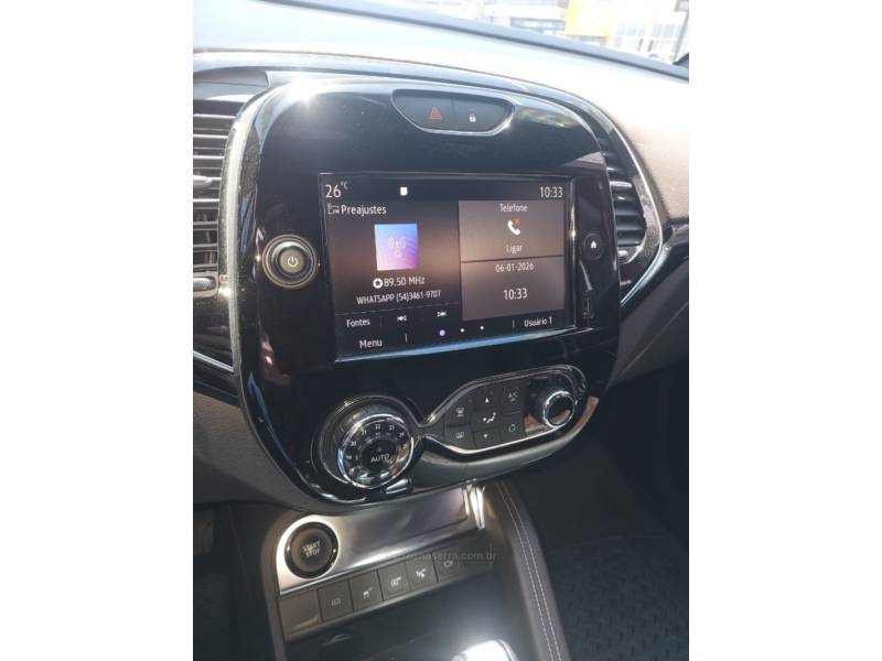 RENAULT - CAPTUR - 2022/2023 - Bege - R$ 97.900,00