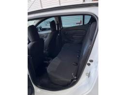 RENAULT - SANDERO - 2017/2017 - Branca - R$ 39.900,00
