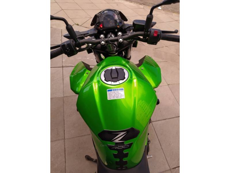 KAWASAKI - Z400 - 2023/2023 - Verde - R$ 28.500,00