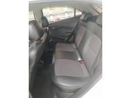 CHEVROLET - ONIX - 2017/2017 - Branca - R$ 59.990,00