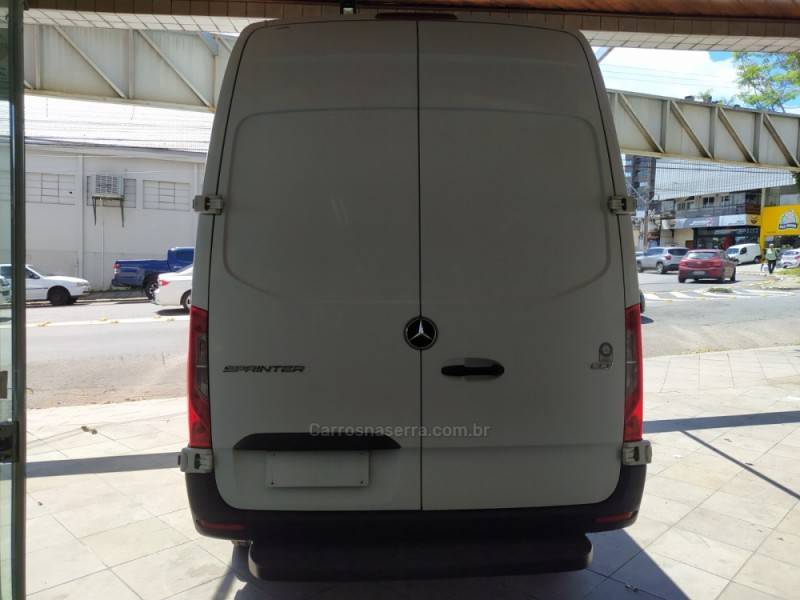 MERCEDES-BENZ - SPRINTER - 2020/2021 - Branca - R$ 174.900,00
