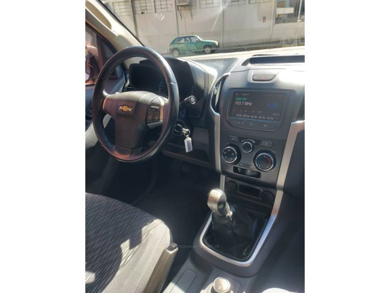 CHEVROLET - S10 - 2013/2014 - Prata - R$ 101.500,00