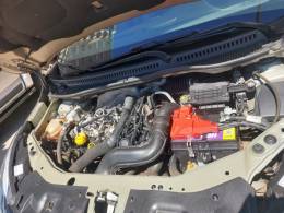 RENAULT - CAPTUR - 2022/2023 - Bege - R$ 97.900,00