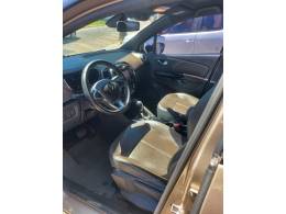 RENAULT - CAPTUR - 2022/2023 - Bege - R$ 97.900,00