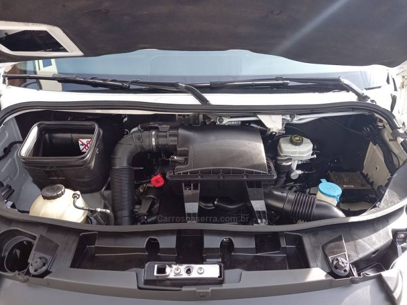 MERCEDES-BENZ - SPRINTER - 2021/2022 - Branca - R$ 180.000,00