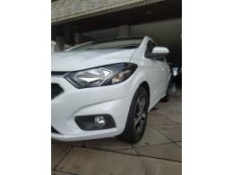 CHEVROLET - ONIX - 2017/2017 - Branca - R$ 59.990,00
