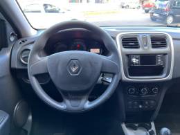 RENAULT - SANDERO - 2017/2017 - Branca - R$ 39.900,00
