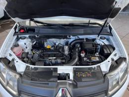 RENAULT - SANDERO - 2017/2017 - Branca - R$ 38.900,00