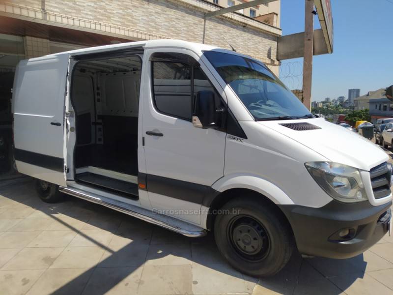 MERCEDES-BENZ - SPRINTER - 2017/2018 - Branca - R$ 144.900,00