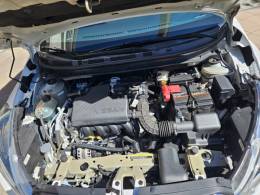 NISSAN - KICKS - 2021/2021 - Branca - R$ 91.900,00