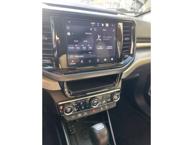 FIAT - TORO - 2023/2023 - Branca - R$ 134.900,00