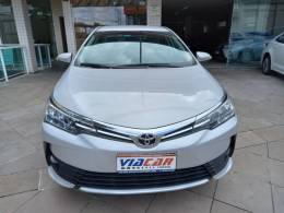 TOYOTA - COROLLA - 2017/2018 - Prata - R$ 84.900,00