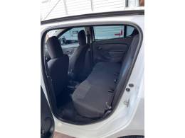 RENAULT - SANDERO - 2017/2017 - Branca - R$ 39.900,00