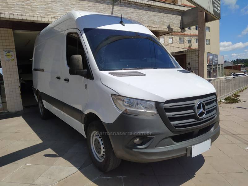 MERCEDES-BENZ - SPRINTER - 2020/2021 - Branca - R$ 199.900,00