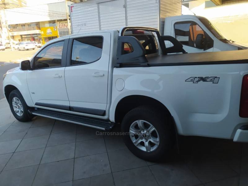 CHEVROLET - S10 - 2017/2018 - Branca - R$ 138.900,00