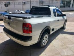 VOLKSWAGEN - SAVEIRO - 2012/2013 - Branca - R$ 44.500,00