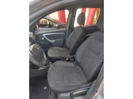 RENAULT - DUSTER - 2019/2020 - Prata - R$ 73.900,00