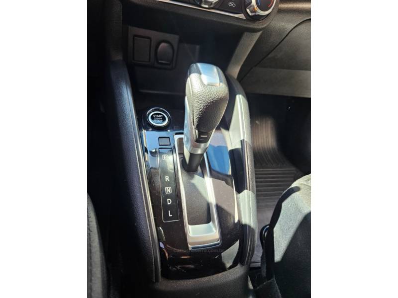 NISSAN - KICKS - 2021/2021 - Branca - R$ 91.900,00