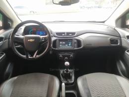 CHEVROLET - ONIX - 2017/2017 - Branca - R$ 59.990,00