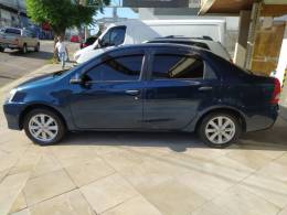 TOYOTA - ETIOS - 2016/2017 - Azul - R$ 51.900,00