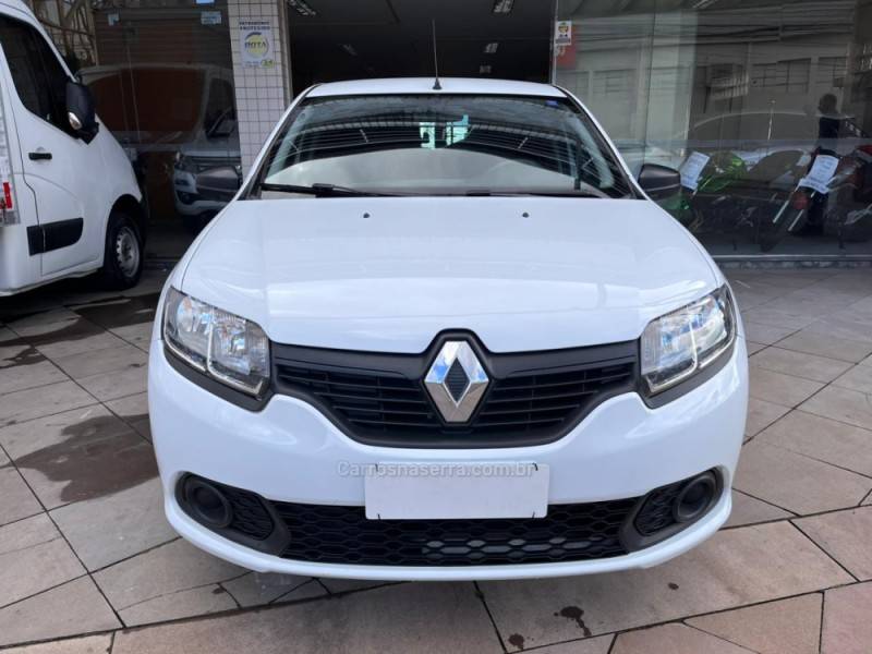 RENAULT - SANDERO - 2017/2017 - Branca - R$ 39.900,00