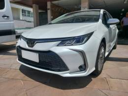 TOYOTA - COROLLA - 2023/2024 - Branca - R$ 147.900,00