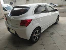 CHEVROLET - ONIX - 2017/2017 - Branca - R$ 59.990,00