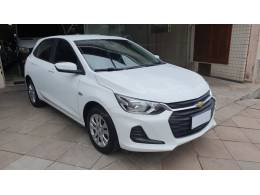 CHEVROLET - ONIX - 2021/2022 - Branca - R$ 67.900,00