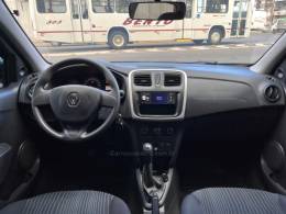 RENAULT - SANDERO - 2017/2017 - Branca - R$ 38.900,00