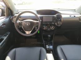 TOYOTA - ETIOS - 2016/2017 - Azul - R$ 51.900,00