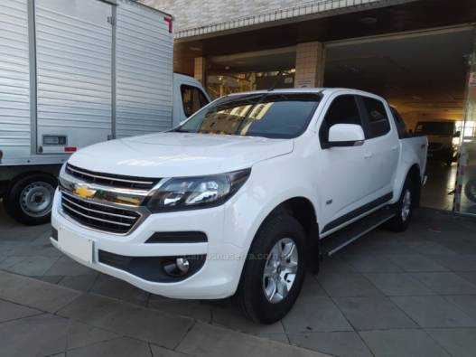 CHEVROLET - S10 - 2017/2018 - Branca - R$ 138.900,00