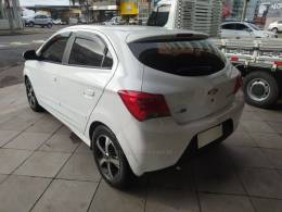 CHEVROLET - ONIX - 2017/2017 - Branca - R$ 59.990,00