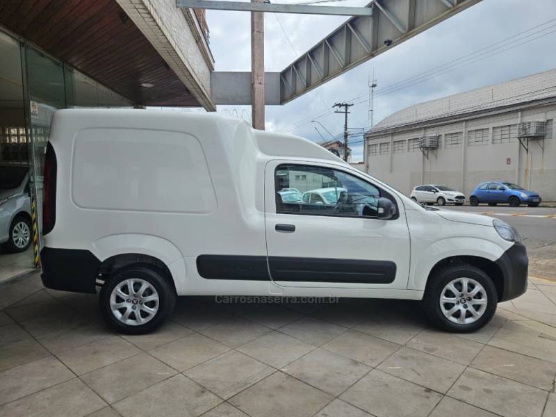 PEUGEOT - PARTNER - 2023/2024 - Branca - R$ 83.900,00