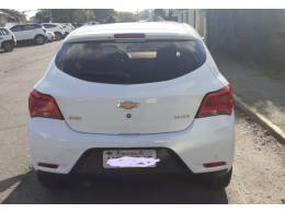CHEVROLET - ONIX - 2017/2018 - Branca - R$ 68.000,00