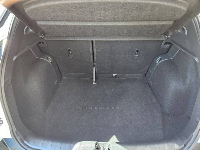 NISSAN - KICKS - 2021/2021 - Branca - R$ 91.900,00